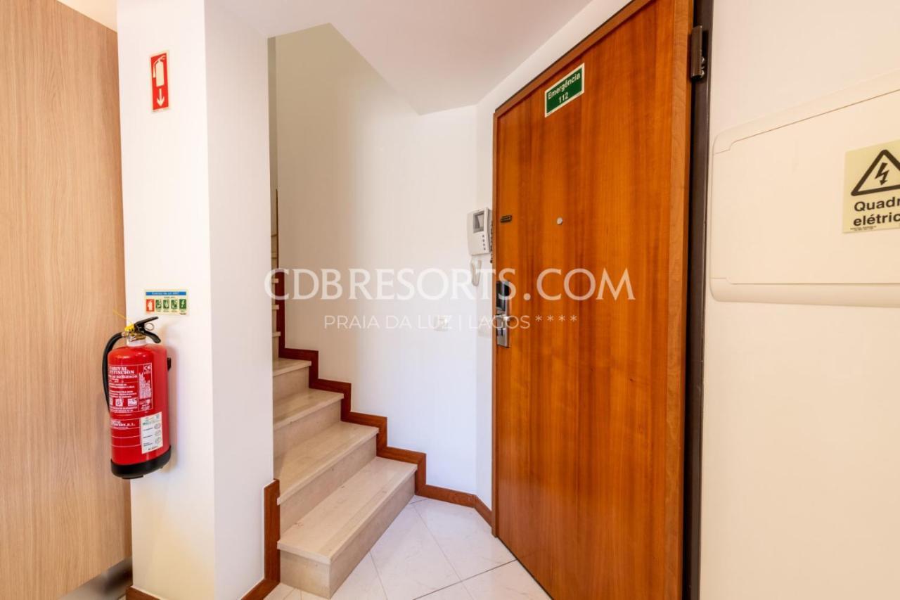 Standard Two-Bedroom Apartment Pool Side