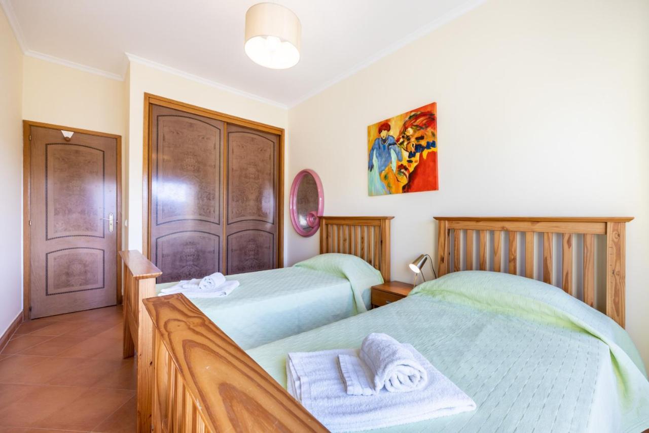 Apartment Terrace,1352941432:JPEG