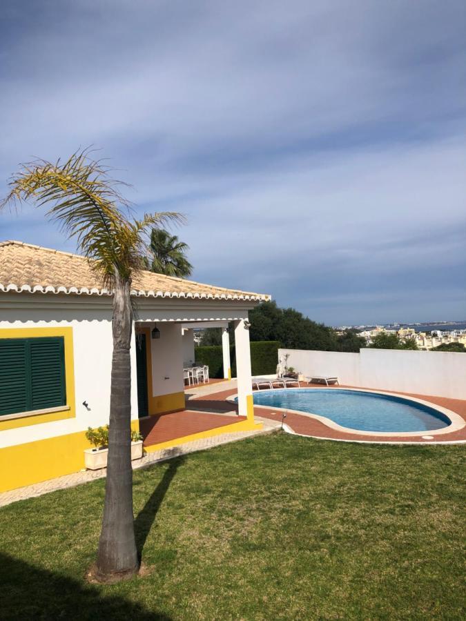 Casa con 4 camere da letto