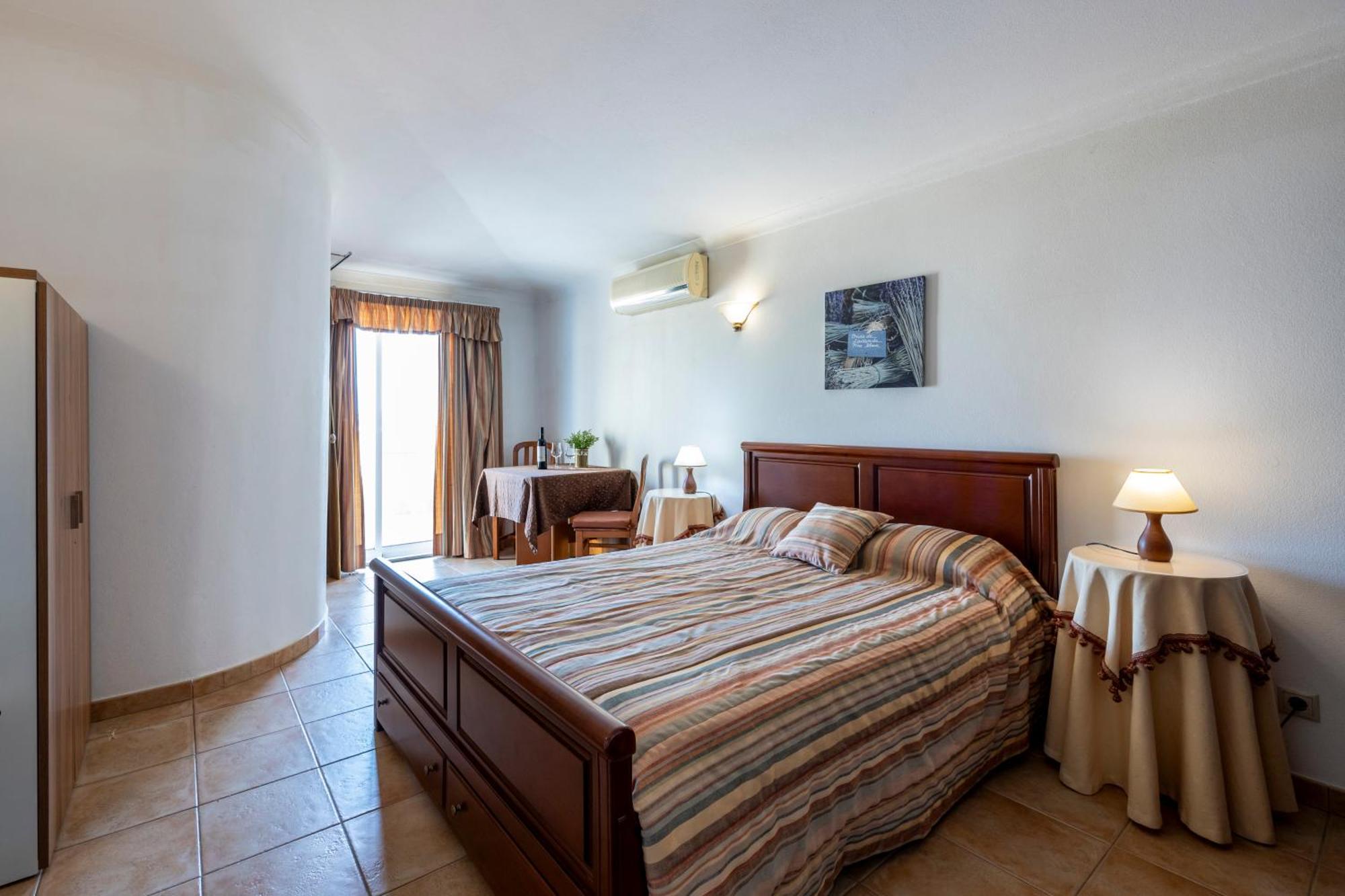 Studio Apartment Sea View