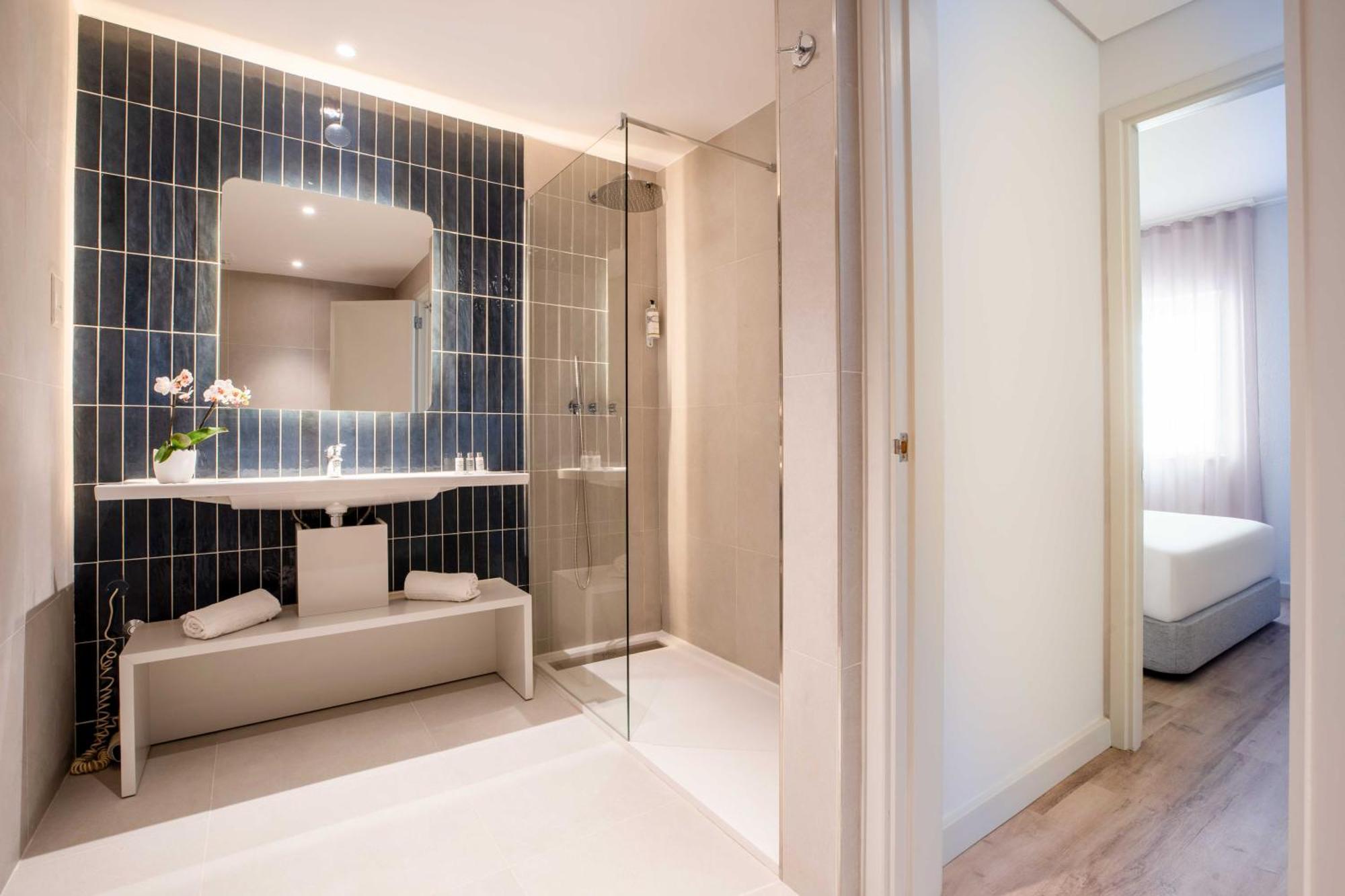 Premium Suite