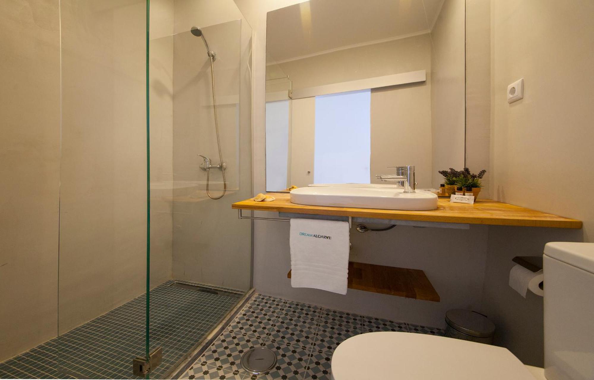 Two-Bedroom Apartment,1624865020:JPEG