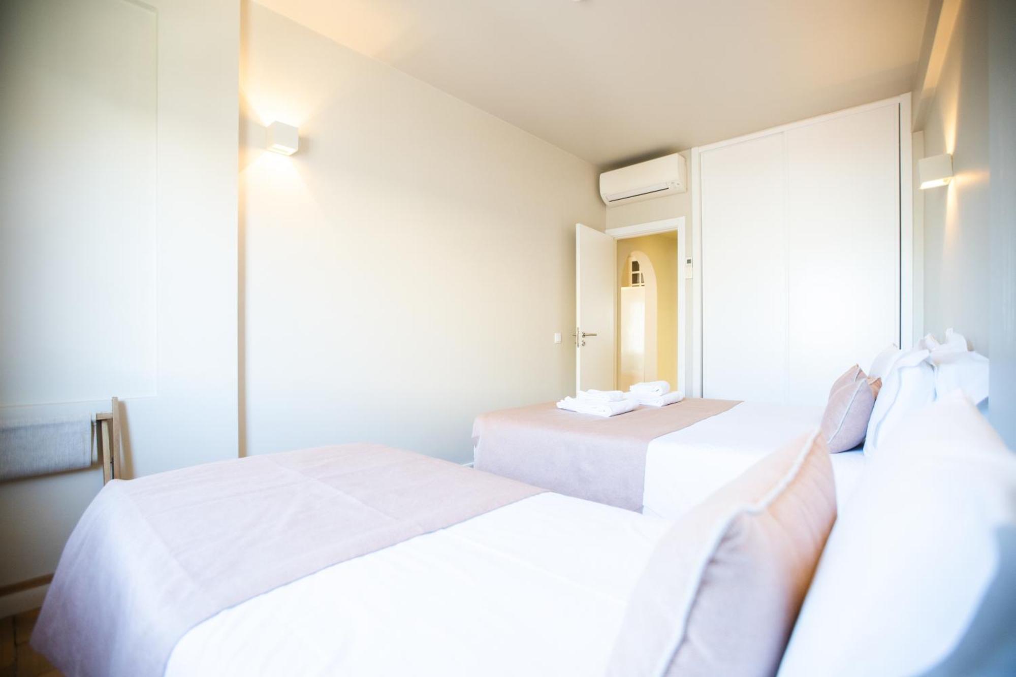 One-Bedroom Apartment Street View
