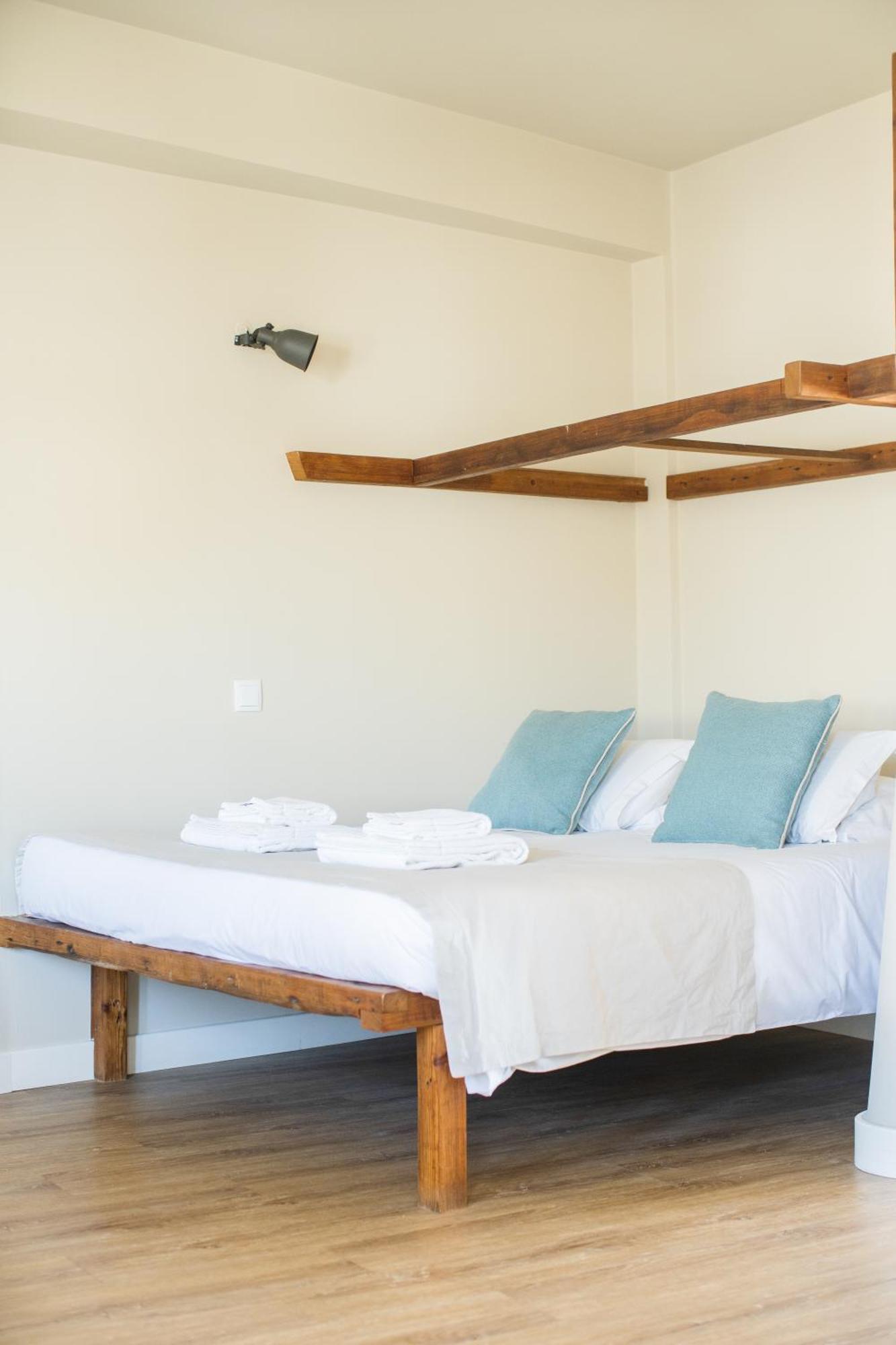 One-Bedroom Apartment Sea View