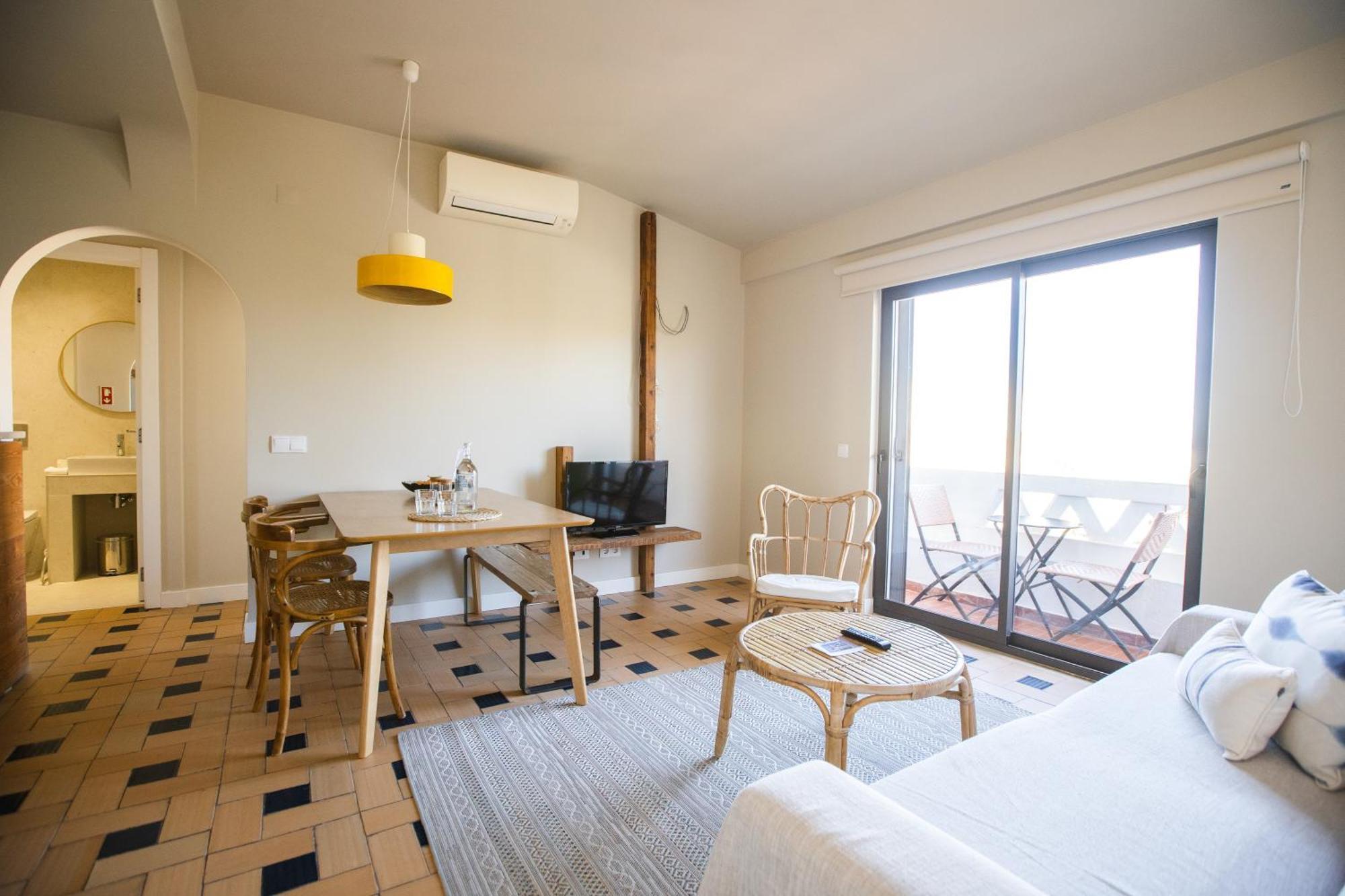 One-Bedroom Apartment Street View