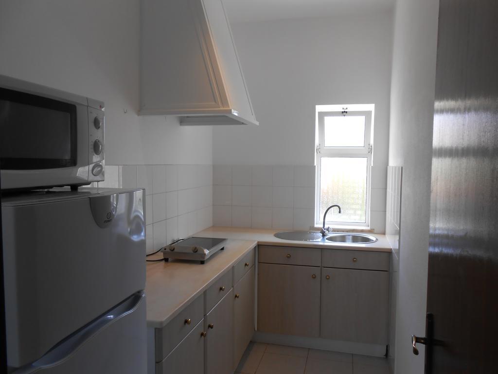 One-Bedroom Apartment,198031906:JPEG