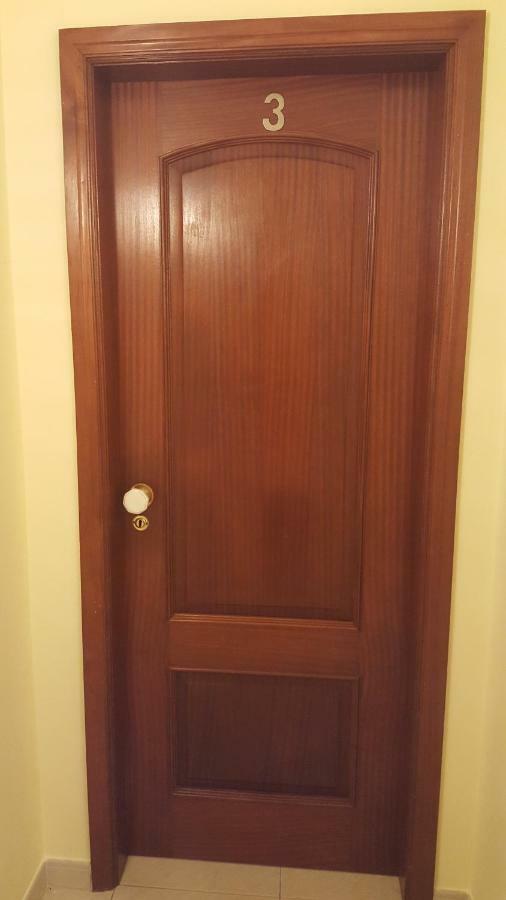 Deluxe Queen Suite