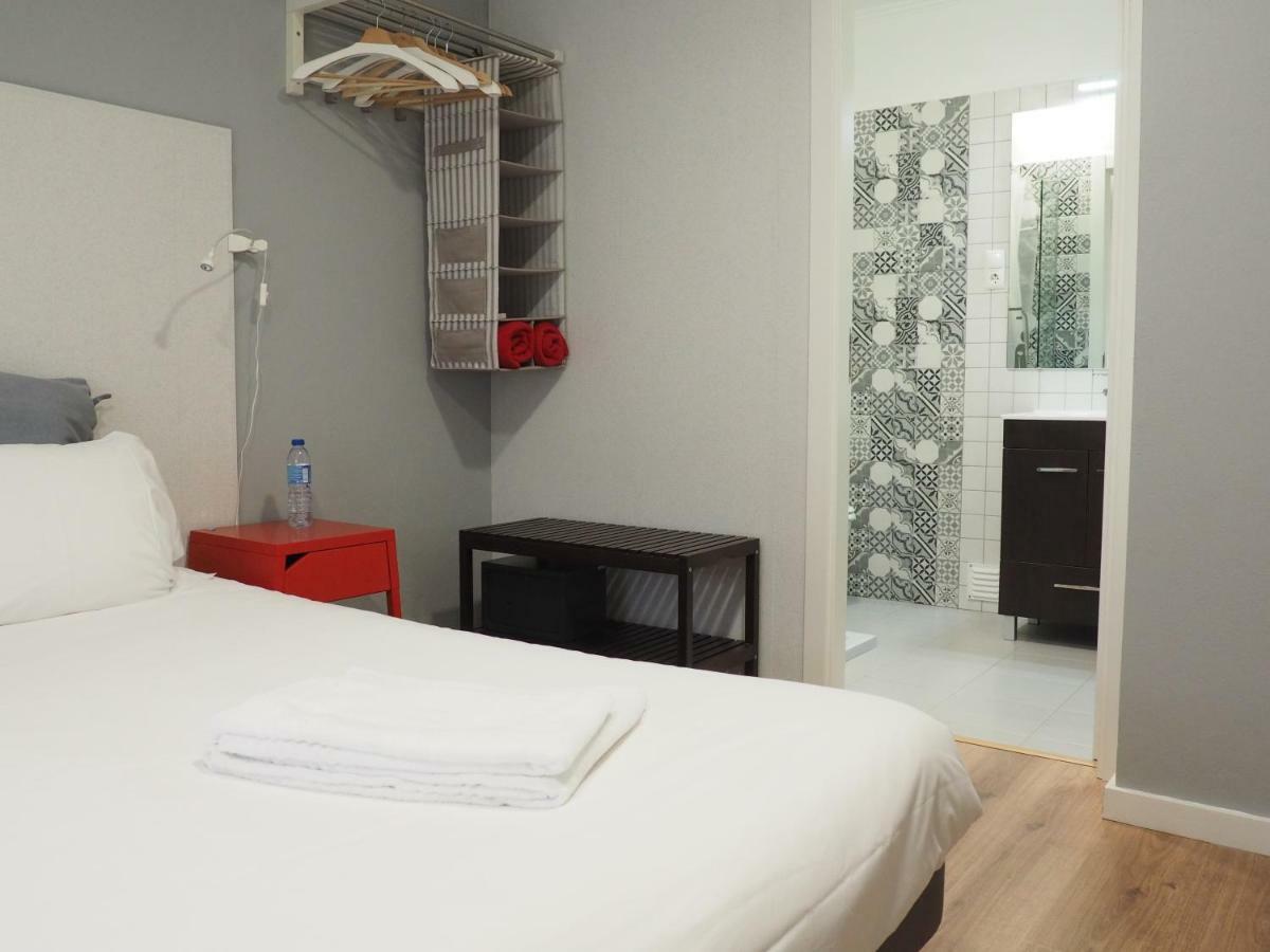 Standard Double or Twin Room,853243751:JPEG