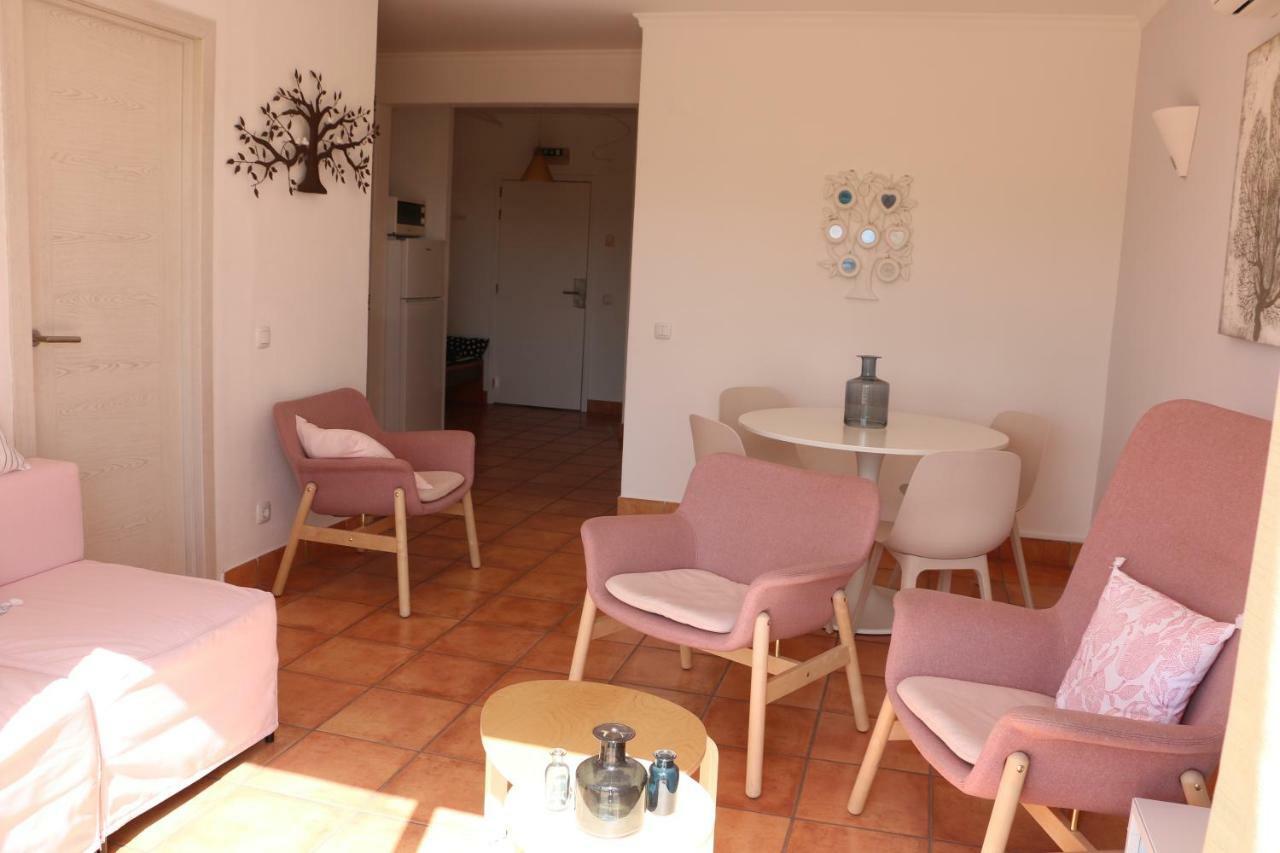 Two-Bedroom Apartment,877791572:JPEG