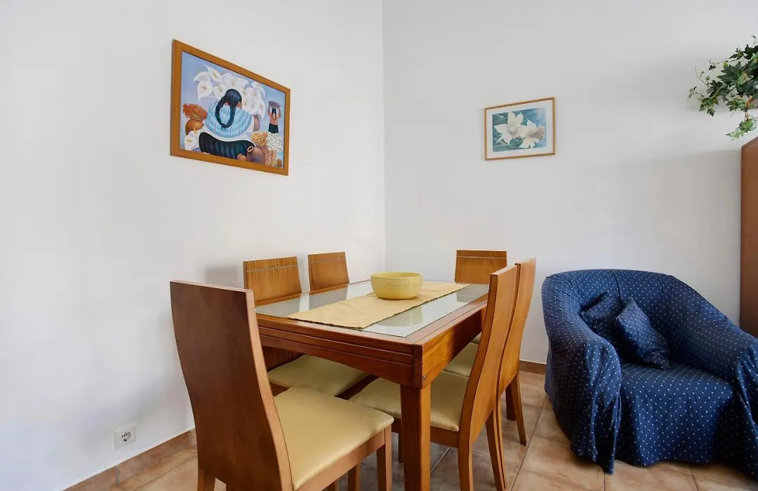 Apartamento Gago Coutinho-1