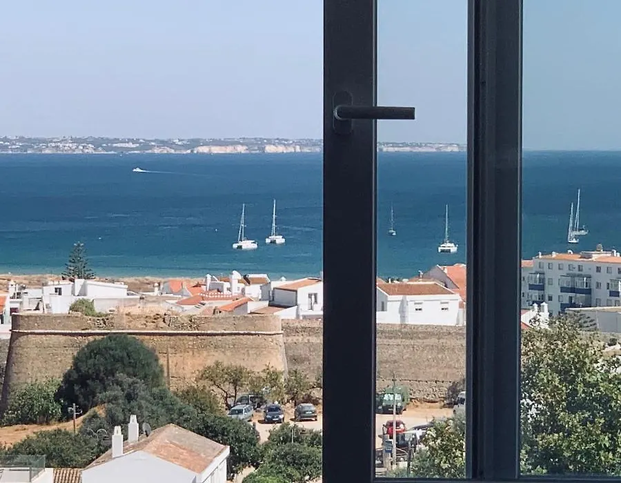 3 Bedroom Apartment W/ Amazing View-1