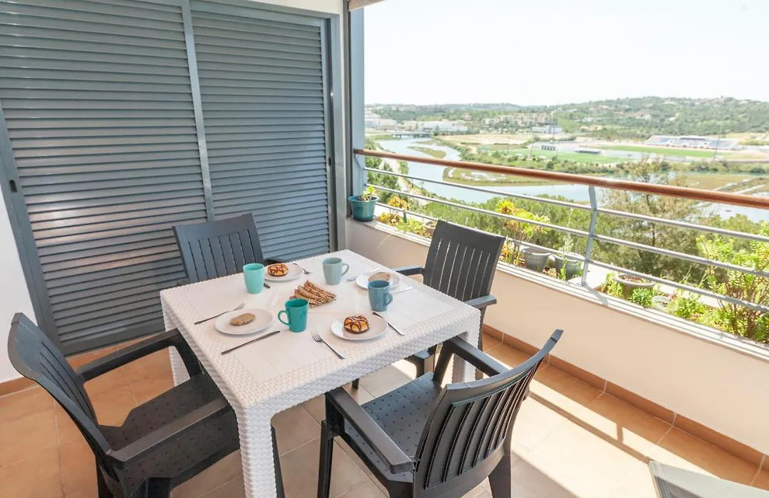 A21 - 1 Bed Apartment In Marinapark-1