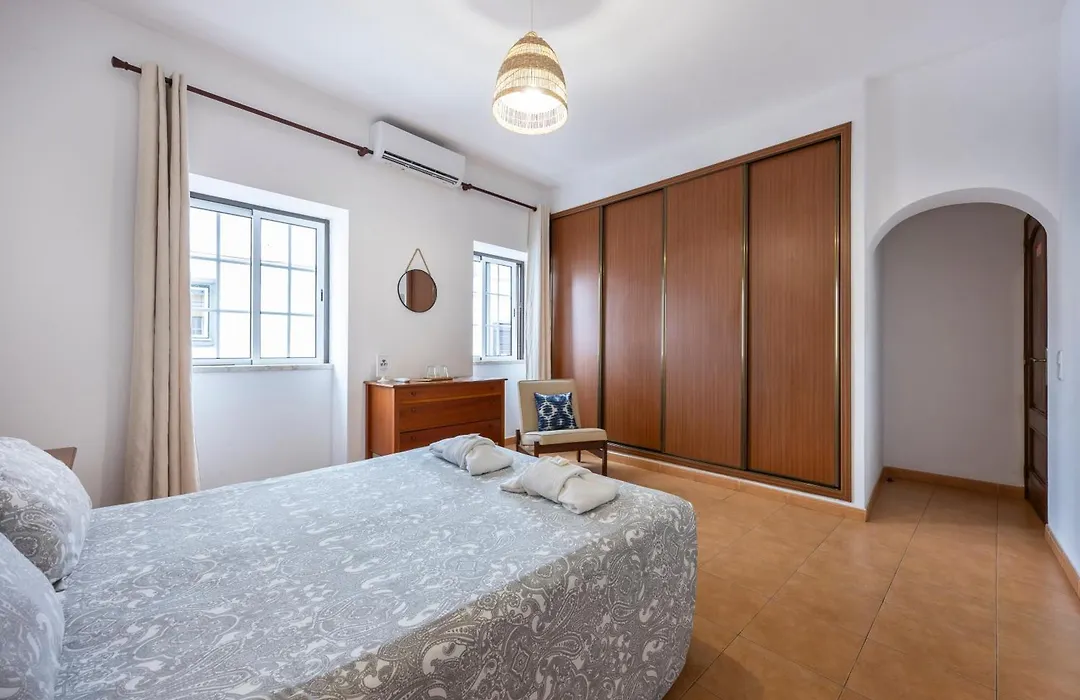 3 Marias Garden House B&B-1