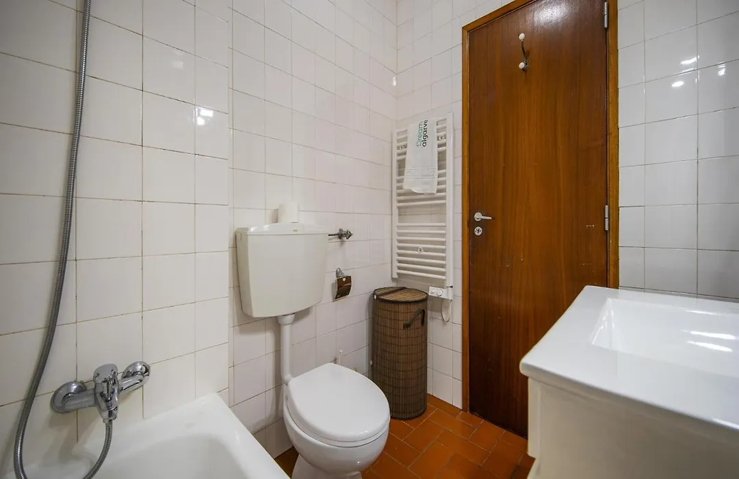 B14 - Heart Of Old Town Apartment-1