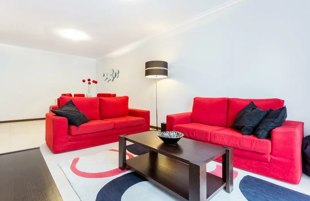 Lagos Marina Apartment With Pool & Gym-1