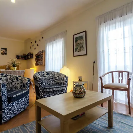 Cozy Lagos Apartment Near Beach-3