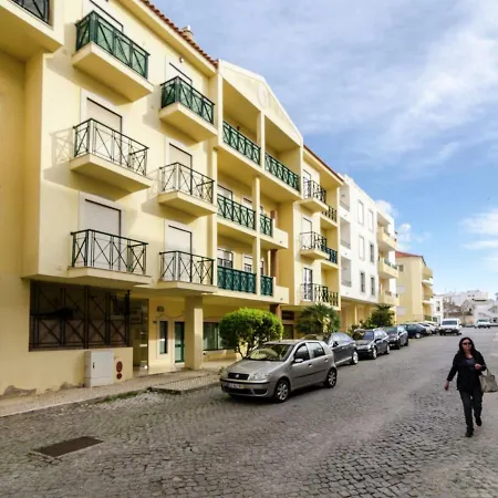 Cozy Lagos Apartment Near Beach-2