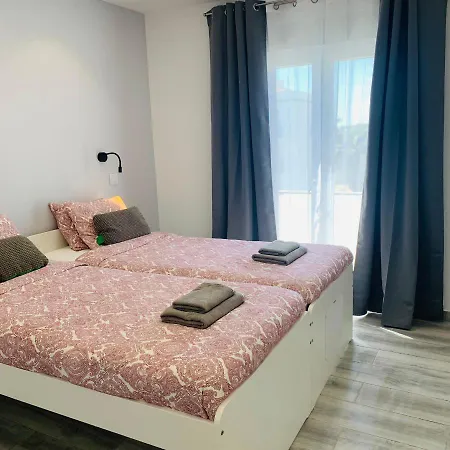3 Bedroom Apartment W/ Amazing View-2