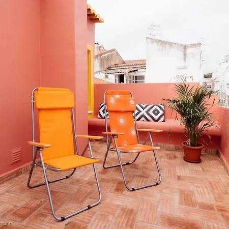 Casinha Canal - Beautifully Restored Moroccan Inspired Townhouse In Lagos Historic Centre-2