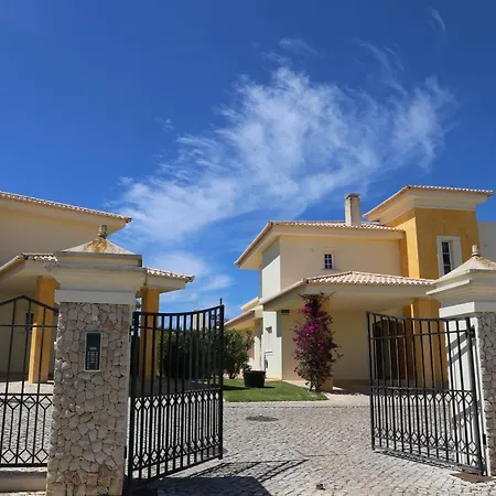 Colina Da Atalaia - Lagos-3