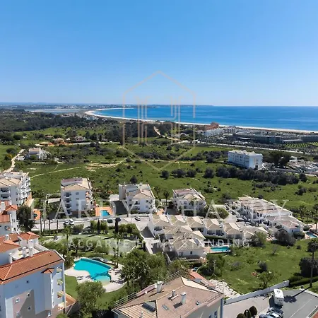 H&H - Rare Amazing Apartment With Panoramic Sea Views Near To Meia Praia Beach & Lagos Center-2