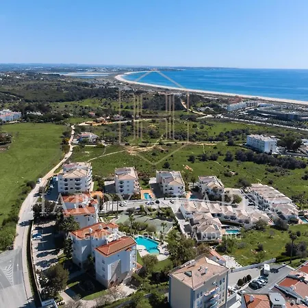 H&H - Rare Chic & Cosy Apartment With Wonderful Sea Views, Near To Meia Praia Beach And Lagos Center-3