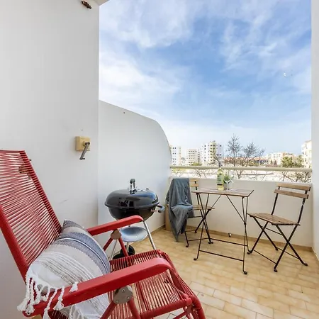 Stylish Seashore Apartment-2