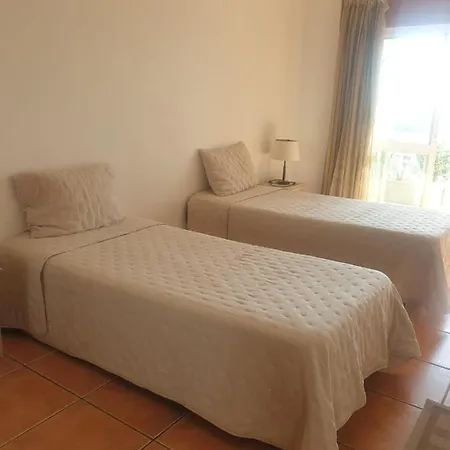 Guest House Marreiros-3