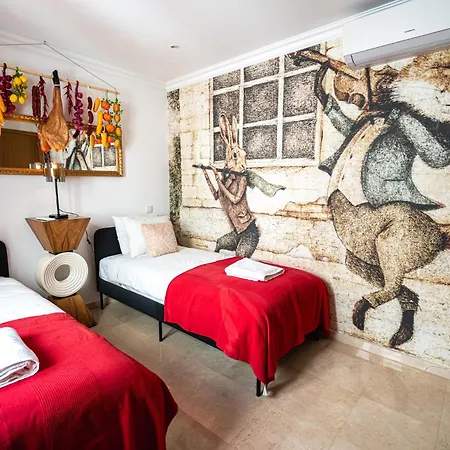HENRI'S APARTMENTS - Pateo de Santo António-3