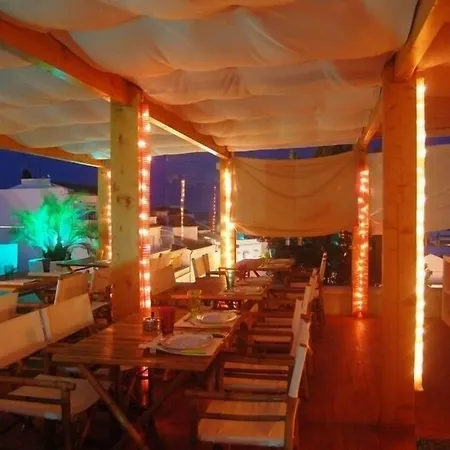 Inn Seventies-3