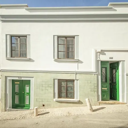 A45 - Oliveira Historic Apartment-3