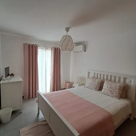 Almas Rooms-2