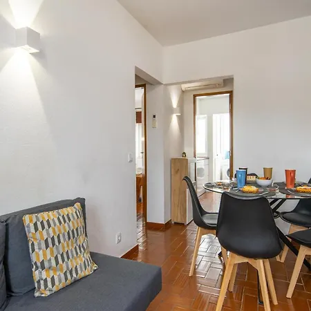 B14 - Heart Of Old Town Apartment-3