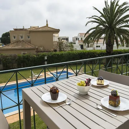 B76 - Piedade Apartment In Lagos-2