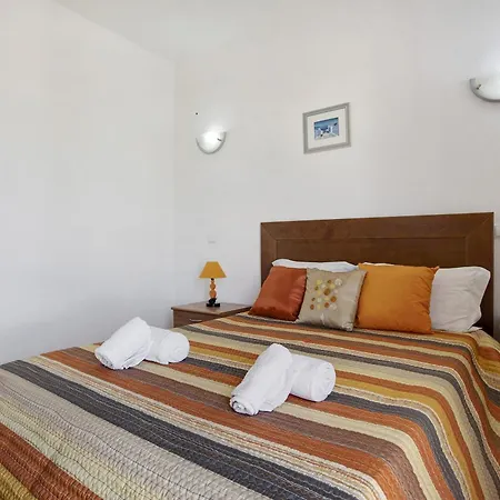 Apartamento Meia Praia-2