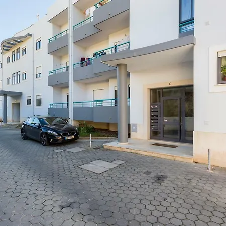 Lagos Solar Apartment With Roof Terrace-3