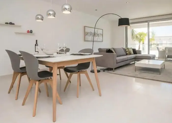 Huisdiervriedelijke Zentuni Ocean Front Appartement Lagos