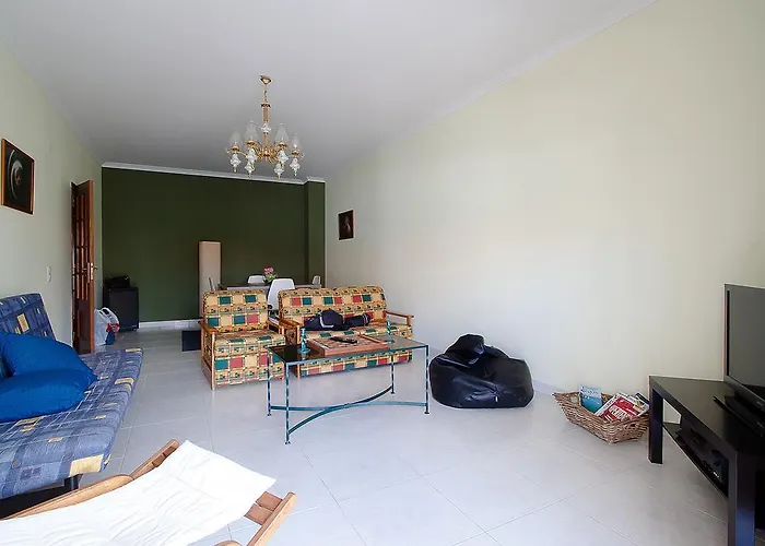 Filipe House, Lagos Apartment